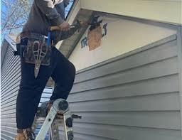 Best Siding Removal and Disposal  in Lake Landor, VA